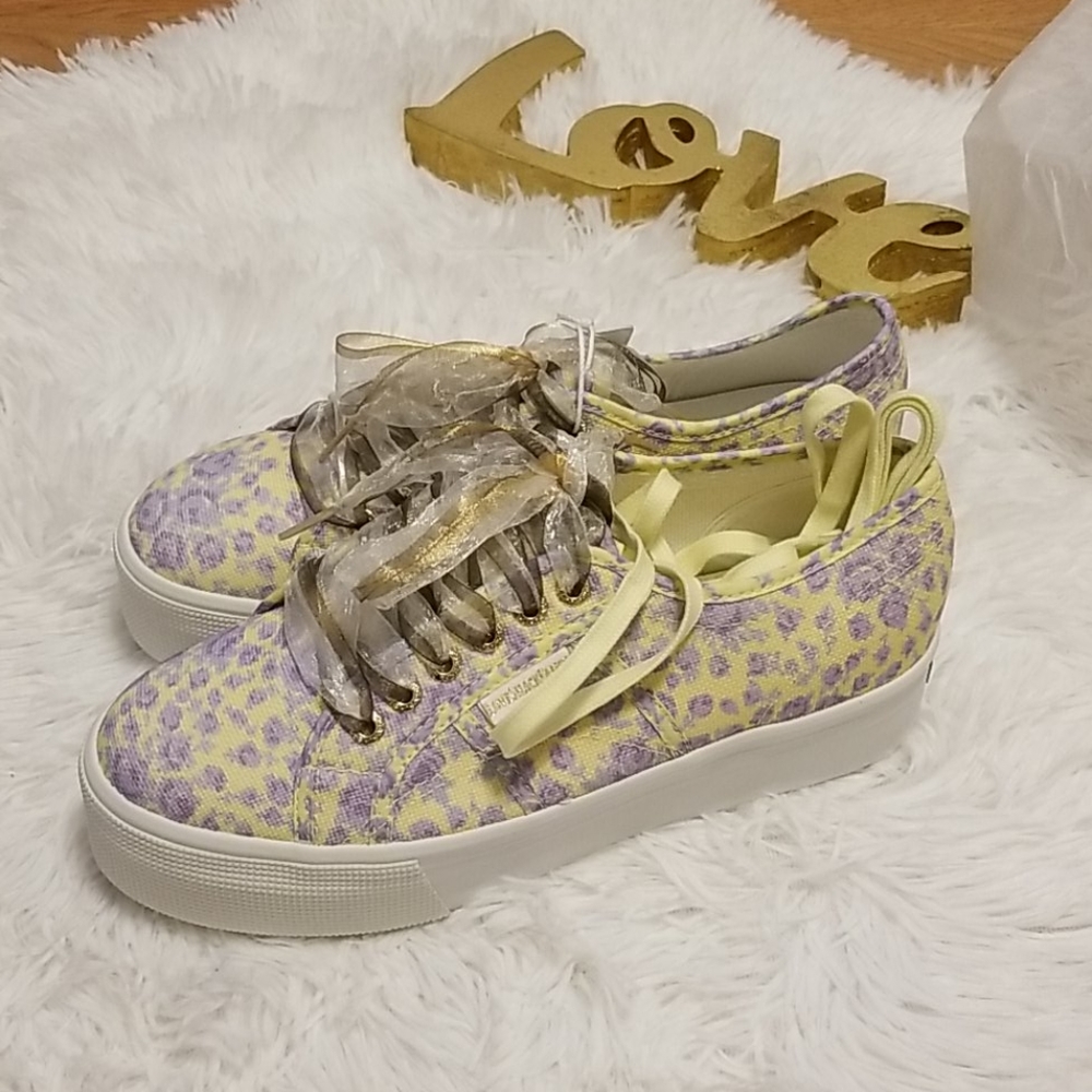RELISTED IN CLOSET!!!!!!! - Picture 9 of 14